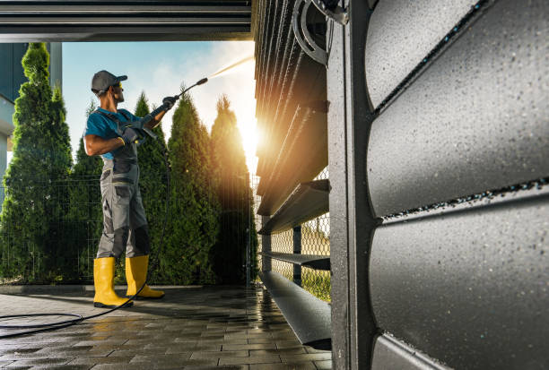 Best Fence Cleaning  in East Whittier, CA